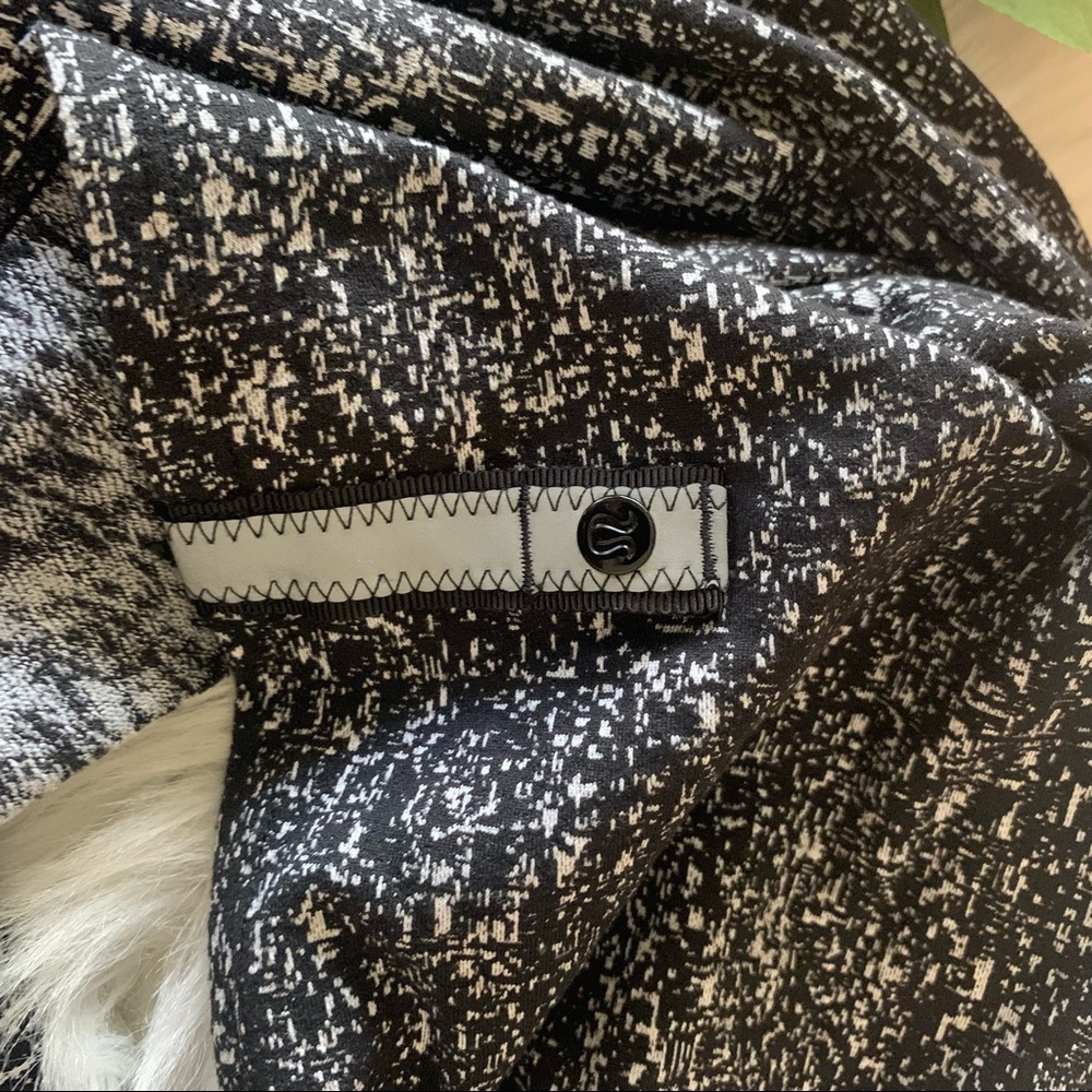 Lululemon—Vinyasa Marled Infinity wrap. OS - Picture 7 of 9